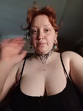 CURVYSAKURA online show from June 8, 2026, 6:19 pm