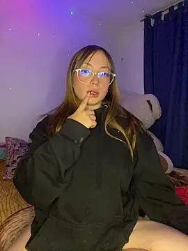 Caamii  online show from August 1, 2026, 4:23 am