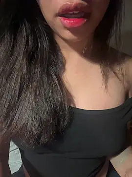 Snapshot of QuynhAnhhh_sweet chatting on June 29, 2026, 10:10 pm QuynhAnhhh sweet online show from June 29, 2026, 10:10 pm