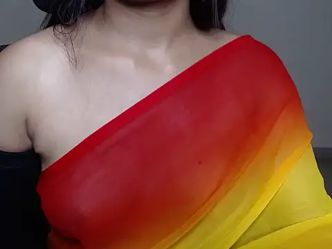 Snapshot of Elle_lala chatting on June 5, 2026, 6:52 am Elle lala online show from June 5, 2026, 6:52 am