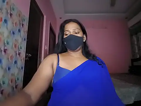 Snapshot of Meenakshy chatting on July 25, 2026, 3:42 pm Meenakshy online show from July 25, 2026, 3:42 pm