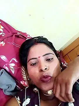 KRITIKA01990 online show from June 4, 2026, 4:29 am