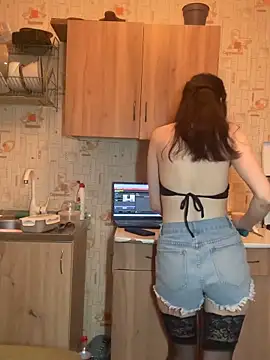 misipissi online show from June 10, 2026, 10:52 pm
