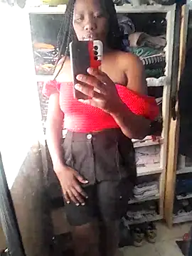 Snapshot of Miss_Bunny5 chatting on June 17, 2026, 11:12 am Miss Bunny5 online show from June 17, 2026, 11:12 am