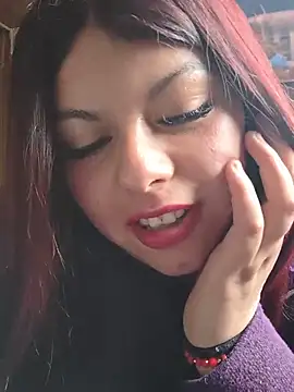 Sweet69Girls online show from June 3, 2026, 4:34 pm