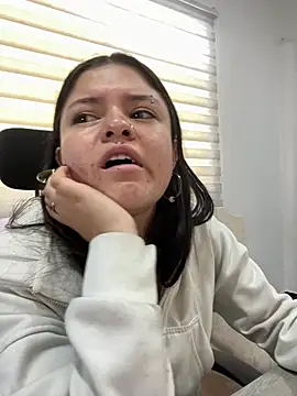 Snapshot of Camila_Duarte_2 chatting on June 22, 2026, 1:30 pm Camila Duarte 2 online show from June 22, 2026, 1:30 pm