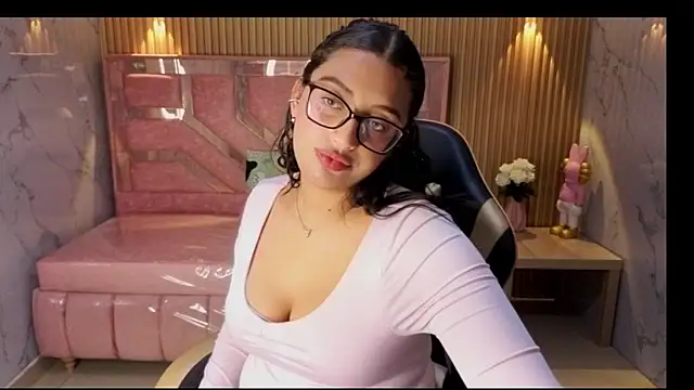 Marya stevens s online show from June 4, 2026, 8:04 pm