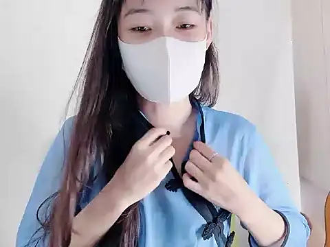 BUNNIIE MIE online show from June 27, 2026, 3:33 am