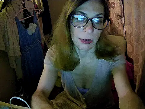 Aphrodity Roxx online show from July 30, 2026, 11:04 pm