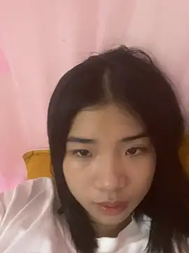 Snapshot of -Kempi- chatting on July 22, 2026, 2:47 am -Kempi- online show from July 22, 2026, 2:47 am