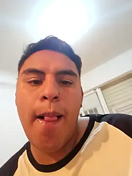 perez2953 online show from June 11, 2026, 3:37 am