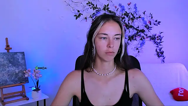 lia dream  online show from August 7, 2026, 2:30 pm