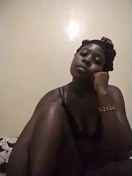 Snapshot of pressures_winnie chatting on June 4, 2026, 3:40 pm pressures winnie online show from June 4, 2026, 3:40 pm