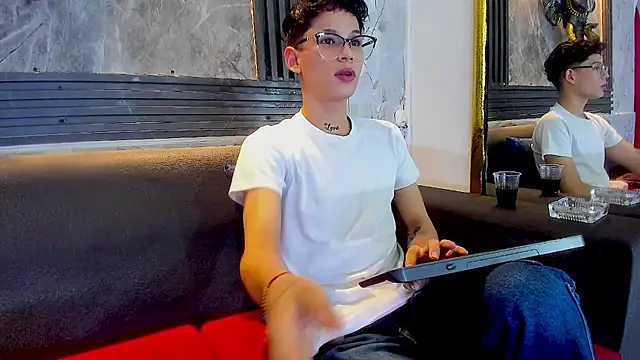 Brianhot0F online show from July 3, 2026, 11:38 am
