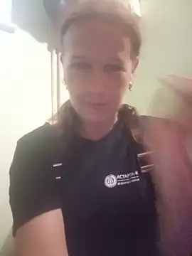 Arielka34 online show from June 11, 2026, 12:47 pm