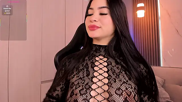 madisson foxxx  online show from July 10, 2026, 5:59 pm