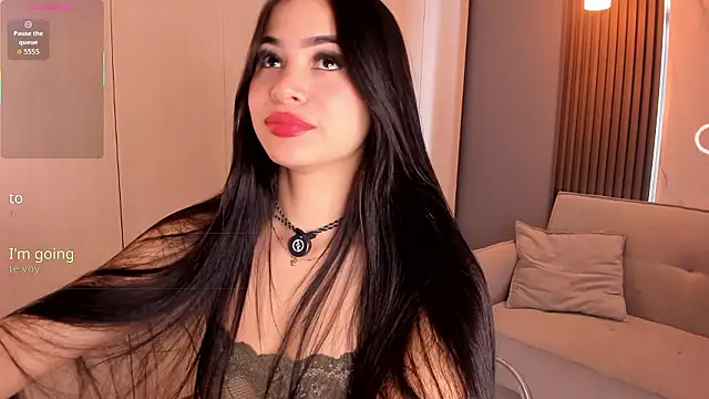 madisson foxxx  online show from August 3, 2026, 2:00 pm