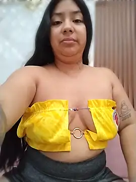 Snapshot of Amber_Herrera chatting on July 10, 2026, 12:19 pm Amber Herrera online show from July 10, 2026, 12:19 pm