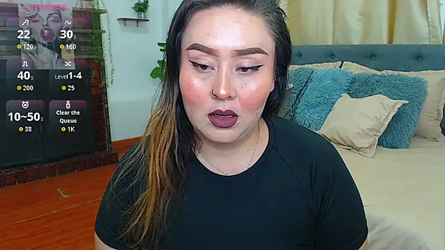 Snapshot of Khalia_ chatting on June 7, 2026, 2:43 pm Khalia online show from June 7, 2026, 2:43 pm