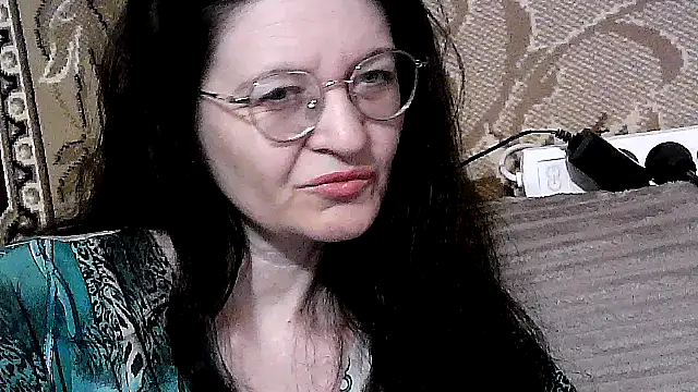 Dear Annet online show from July 21, 2026, 8:00 pm