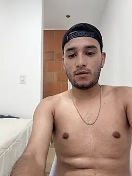 Snapshot of Thiago_Stone1 chatting on June 27, 2026, 5:40 pm Thiago Stone1 online show from June 27, 2026, 5:40 pm