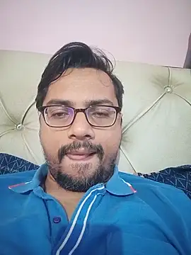 Snapshot of rajkink00 chatting on June 5, 2026, 11:32 pm rajkink00 online show from June 5, 2026, 11:32 pm
