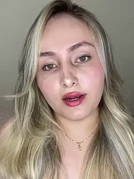 Snapshot of Rositafresitaa chatting on June 16, 2026, 1:41 am Rositafresitaa online show from June 16, 2026, 1:41 am