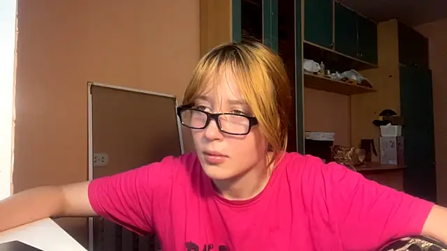 Mowhlntime online show from June 13, 2026, 1:20 pm