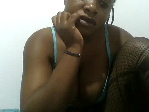 Snapshot of sweett_camillah chatting on July 8, 2026, 11:04 am sweett camillah online show from July 8, 2026, 11:04 am