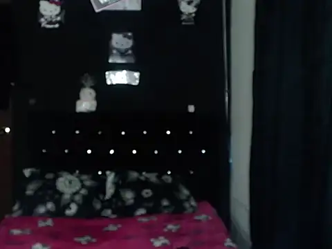 Snapshot of madame_kitty chatting on July 10, 2026, 10:01 pm madame kitty online show from July 10, 2026, 10:01 pm