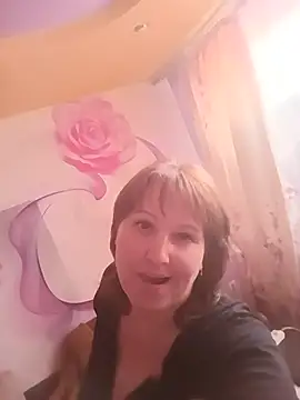 Snapshot of ViolettaLove888 chatting on June 15, 2026, 5:37 pm ViolettaLove888 online show from June 15, 2026, 5:37 pm