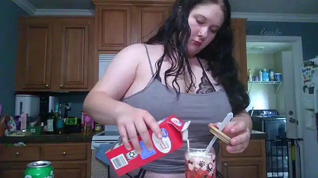Snapshot of XRoxy_ThorneX chatting on July 11, 2026, 7:49 pm XRoxy ThorneX online show from July 11, 2026, 7:49 pm