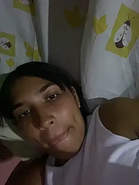 Snapshot of nina20xxxx chatting on June 8, 2026, 2:45 am nina20xxxx online show from June 8, 2026, 2:45 am
