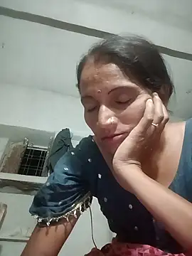 Hotnewbhabi riya online show from June 6, 2026, 5:28 pm