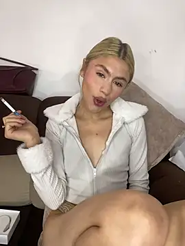 Lia-firee online show from June 28, 2026, 3:29 pm