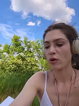 Marseline32 online show from June 18, 2026, 1:37 pm