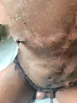 Snapshot of Geespise chatting on July 23, 2026, 12:03 pm Geespise online show from July 23, 2026, 12:03 pm