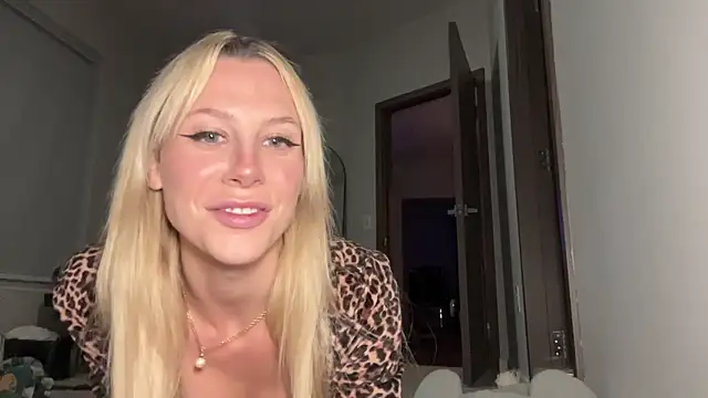 Snapshot of chelseapaigee chatting on July 11, 2026, 4:04 am chelseapaigee online show from July 11, 2026, 4:04 am