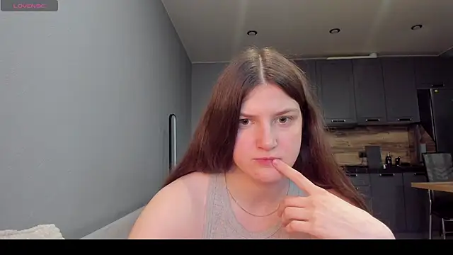 Snapshot of lesleyfit chatting on June 7, 2026, 2:05 am lesleyfit online show from June 7, 2026, 2:05 am