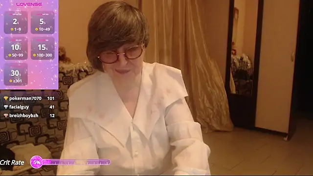 Snapshot of Sharon_Amore chatting on December 31, 2024, 3:31 pm Sharon Amore online show from December 31, 2024, 3:31 pm