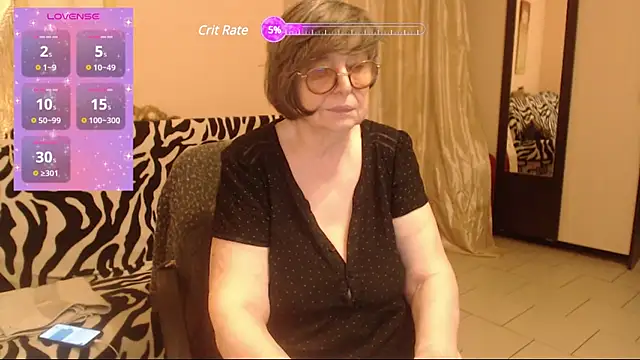 Snapshot of Sharon_Amore chatting on February 28, 2025, 8:18 pm Sharon Amore online show from February 28, 2025, 8:18 pm