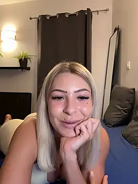 marionn  online show from June 8, 2026, 7:36 pm