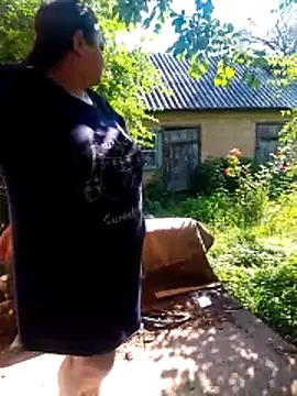 oksana72 online show from June 17, 2026, 5:54 am