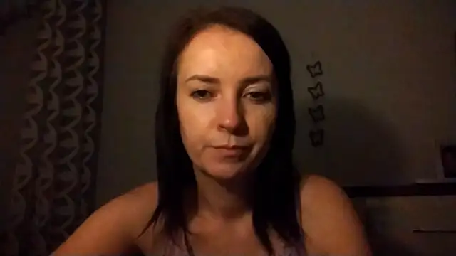 Snapshot of JenniferAlone chatting on July 13, 2026, 9:06 pm JenniferAlone online show from July 13, 2026, 9:06 pm