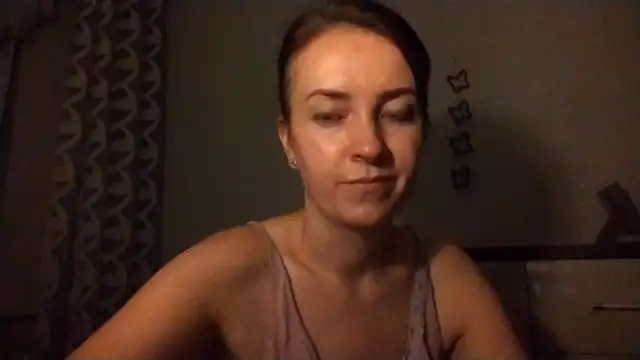 Snapshot of JenniferAlone chatting on July 17, 2026, 8:14 pm JenniferAlone online show from July 17, 2026, 8:14 pm