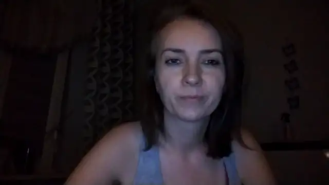 Snapshot of JenniferAlone chatting on August 2, 2026, 8:07 pm JenniferAlone online show from August 2, 2026, 8:07 pm