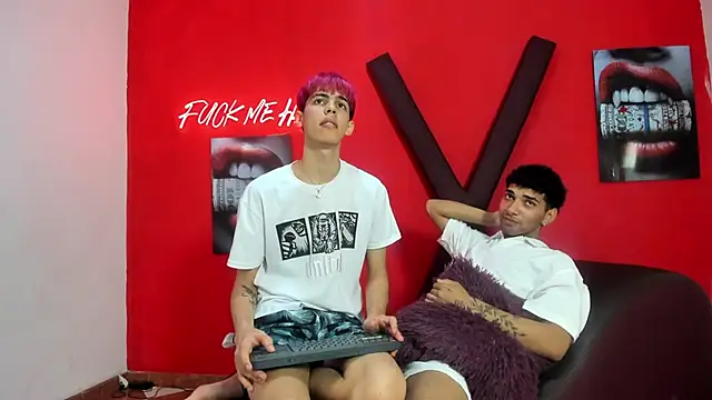 Snapshot of Funny_dirty_boys1 chatting on June 8, 2026, 8:31 pm Funny dirty boys1 online show from June 8, 2026, 8:31 pm
