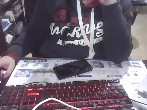 Snapshot of lucyladybug chatting on June 17, 2026, 10:17 am lucyladybug online show from June 17, 2026, 10:17 am