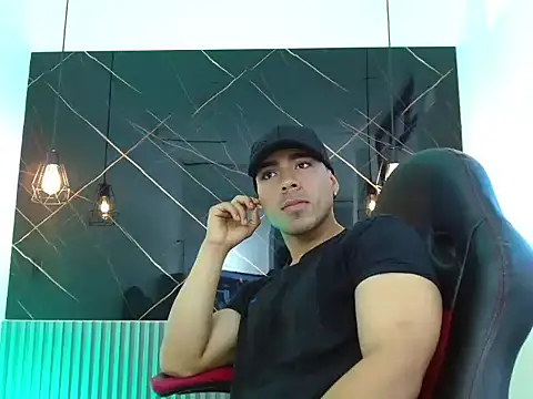 Snapshot of RayanRoy1 chatting on June 10, 2026, 7:02 pm RayanRoy1 online show from June 10, 2026, 7:02 pm