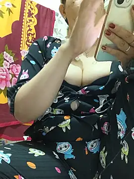 Snapshot of Forever9s chatting on July 9, 2026, 3:10 am Forever9s online show from July 9, 2026, 3:10 am